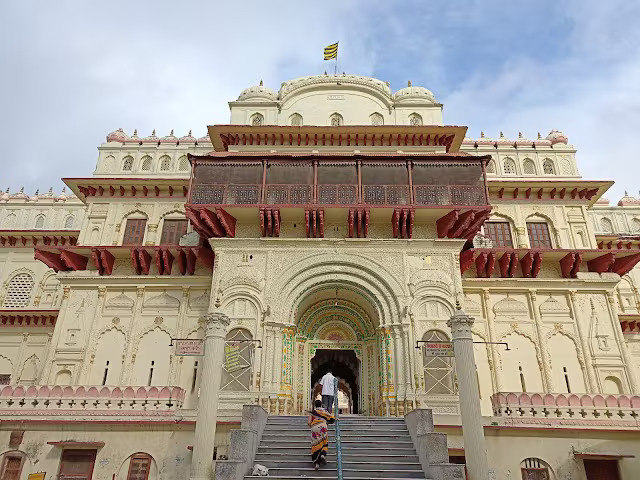 Kanak Bhawan Temple Darshan Ayodhya