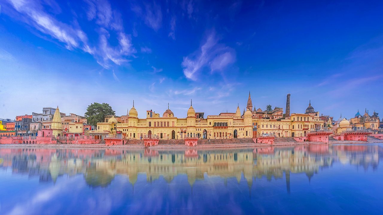Ram Ki Paidi β Saryu River Bathing Ghat Ayodhya
